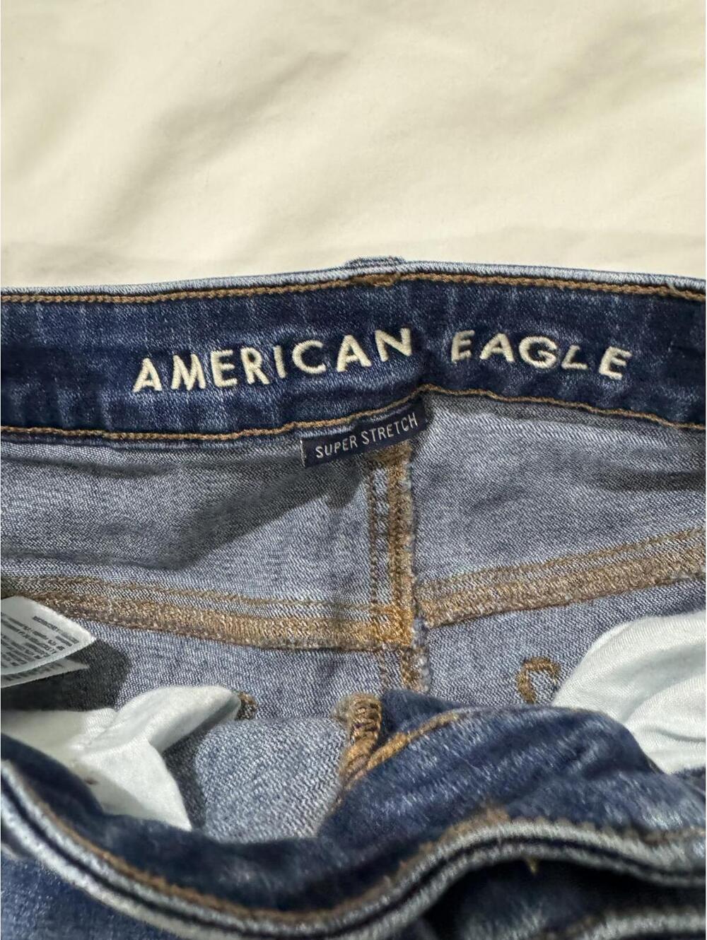 American Eagle Highest Rise Distressed Jegging Jeans Size 4 Blue Wash - Picture 4 of 9